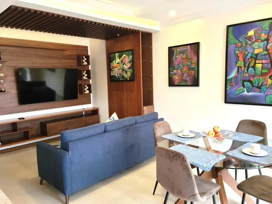Lovely 2B-2B Condo In The Best Area Of Cuenca. 아파트 쿠엔카