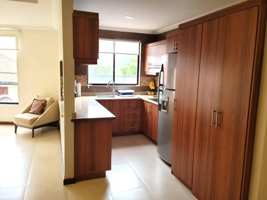 דירה Lovely 2B-2B Condo In The Best Area Of Cuenca.